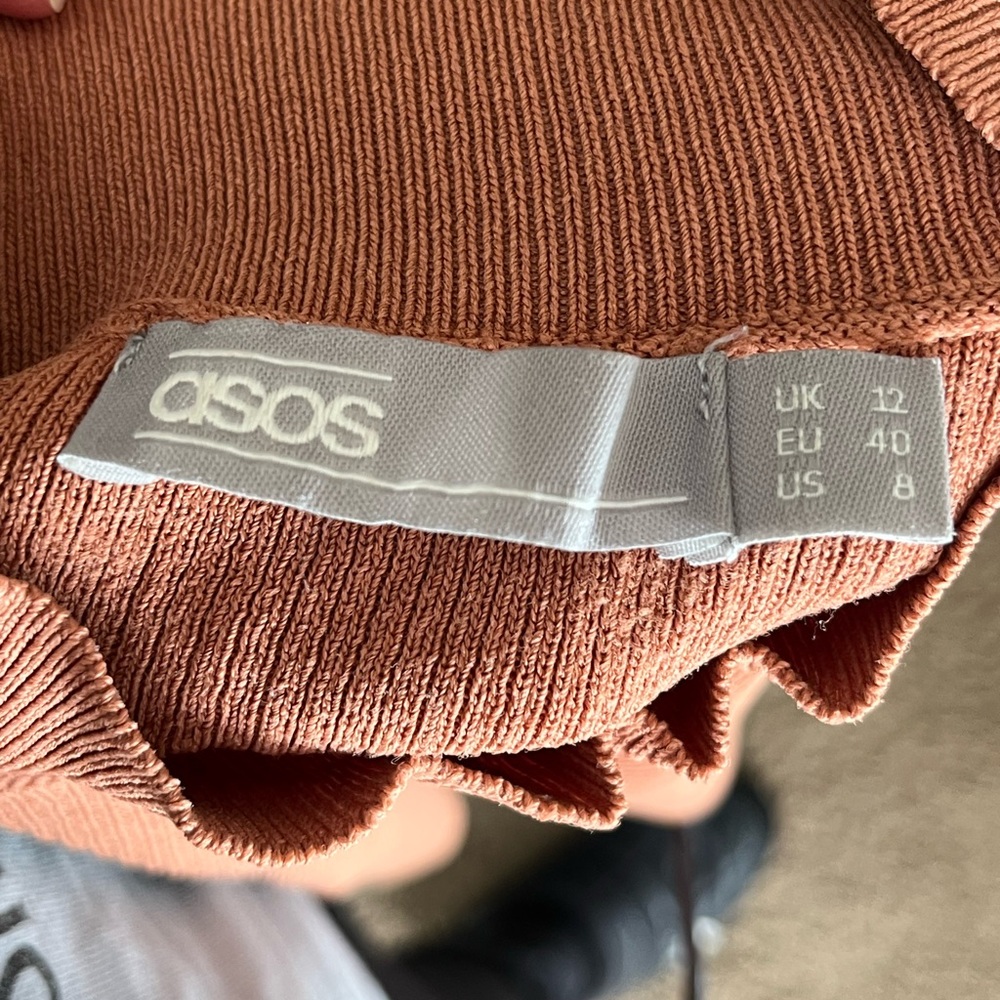 ASOS Tobacco Ribbed Mock Neck Top - Picture 3 of 4